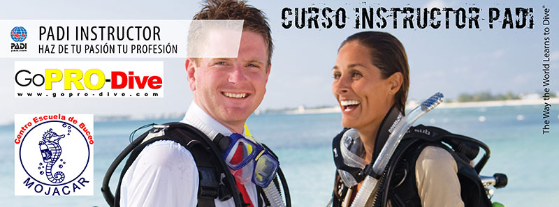 Llegar a ser instructor de buceo PADI